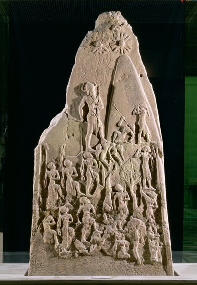 Stele della vittoria di Naram-Sin, Re di Akkad, sui Lullubi delle montagne, Periodo Accadico, c.2230 a.C. da Mesopotamian